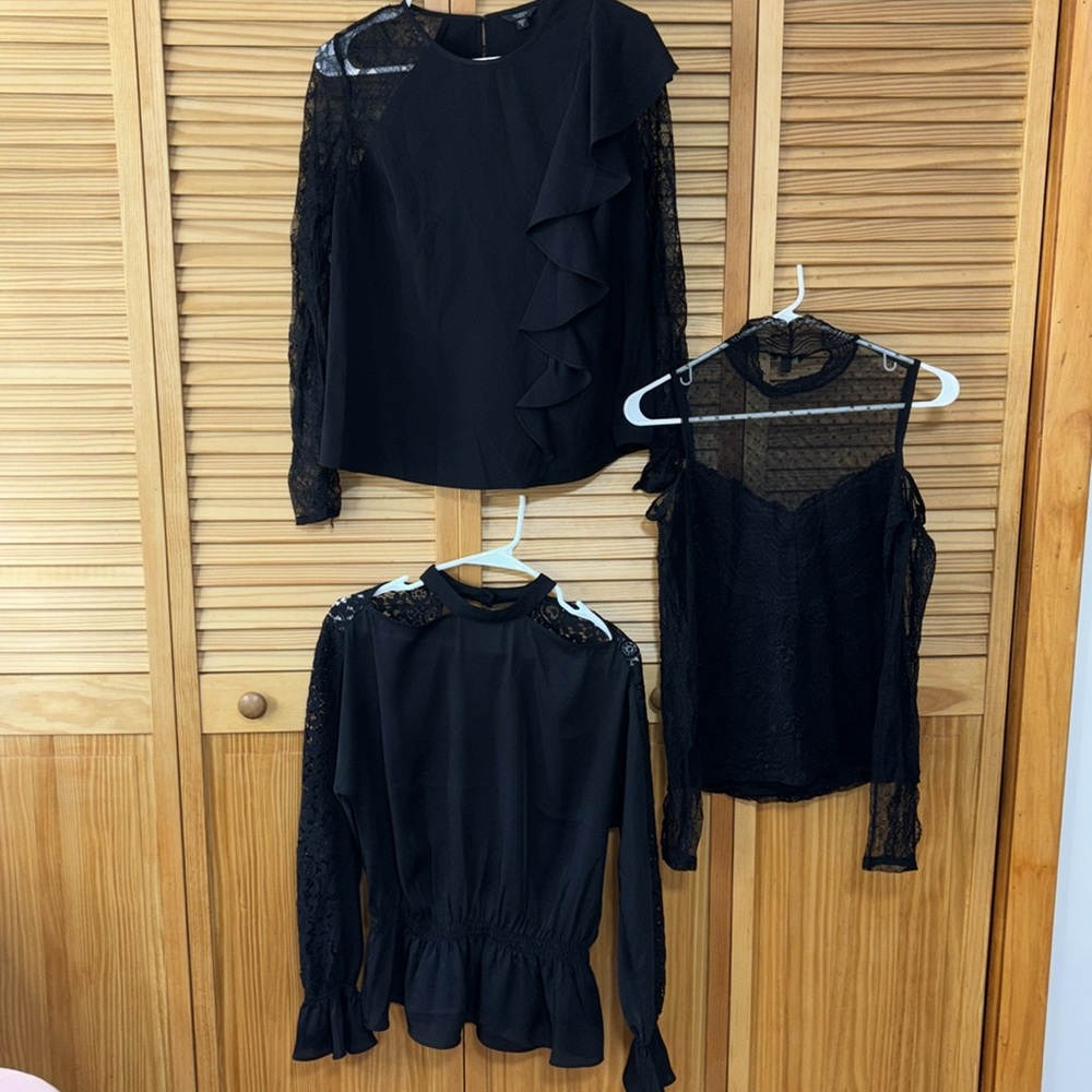 Black flora lace long sleeve top